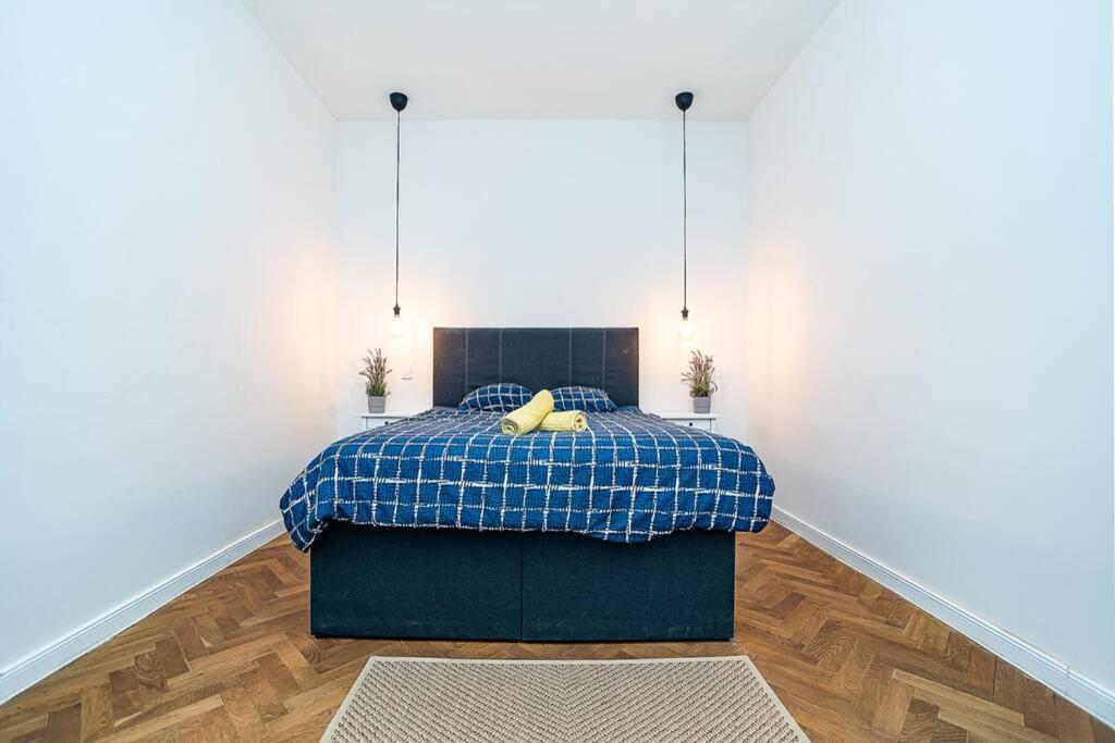 Elegant, Modern, 2-Bed Flat By Museum Of Prague Lägenhet Exteriör bild