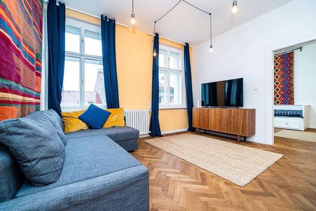 Elegant, Modern, 2-Bed Flat By Museum Of Prague Lägenhet Exteriör bild