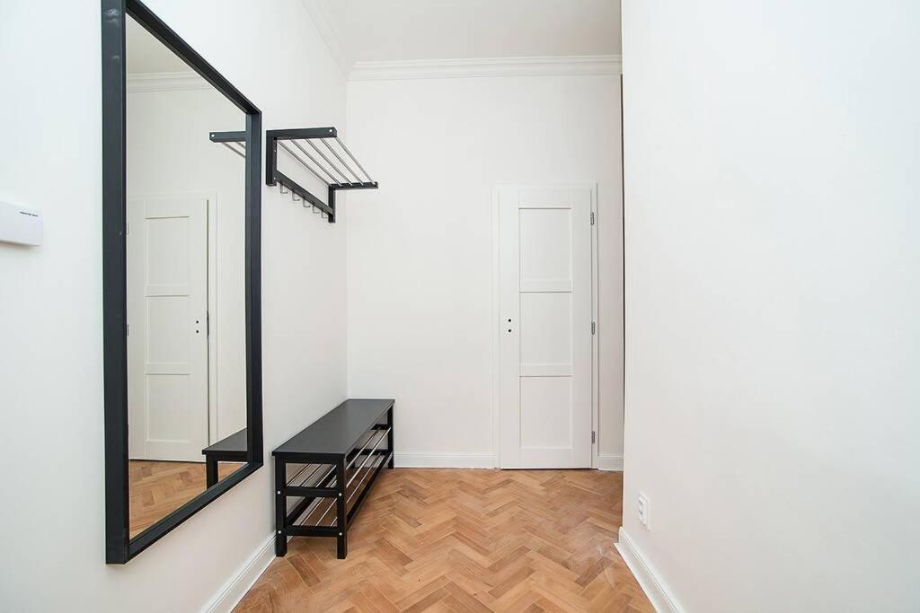 Elegant, Modern, 2-Bed Flat By Museum Of Prague Lägenhet Exteriör bild